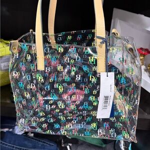 BRAND NEW WITH TAGS!! Dooney & Bourke tote. Super cute!